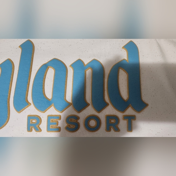 *NWT* Disneyland California Adventure XL White Spirit Jersey Glitter Sparkle NEW - Picture 9 of 10